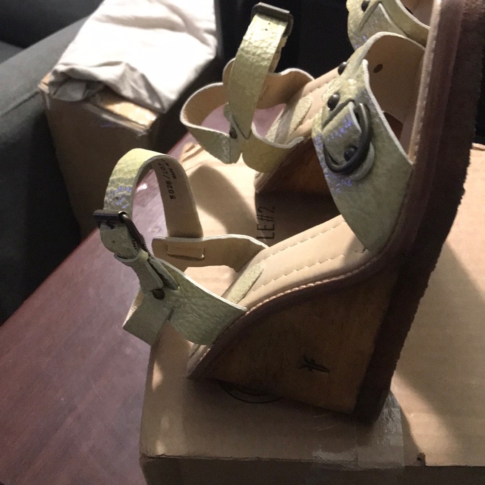 These shoes are in great condition no rips, no tears